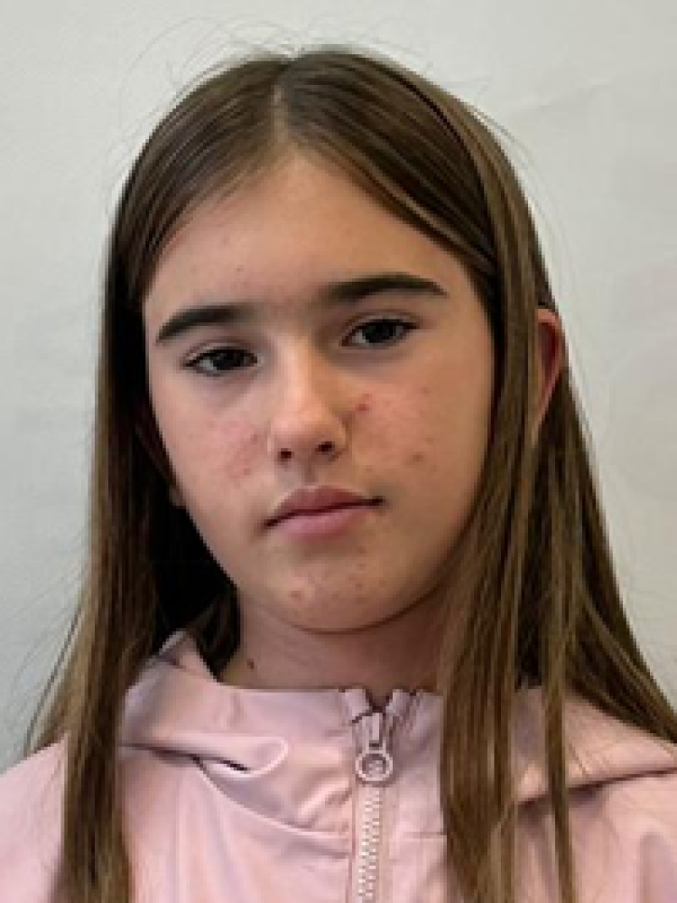 AR0659 - Adela Lalaj